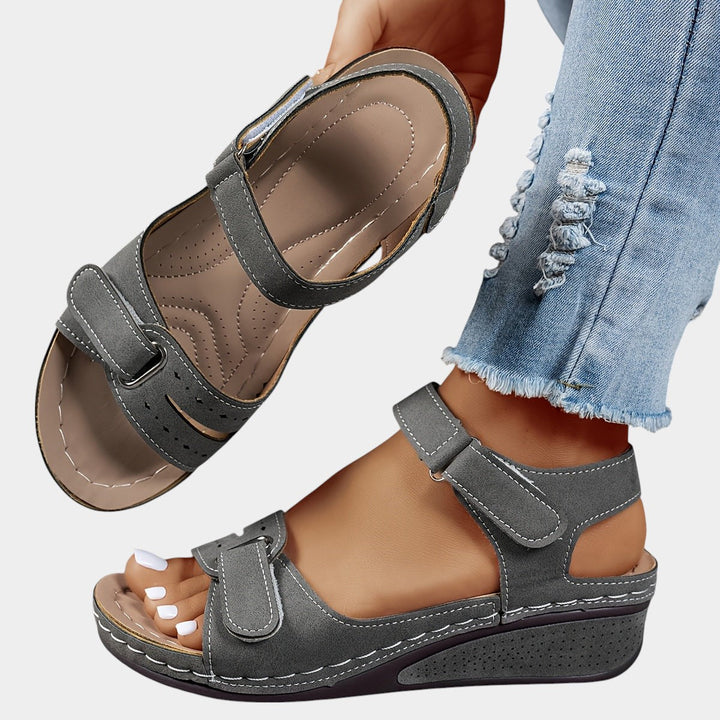 Ailbhe™ | Fashionable Orthopedic Sandals