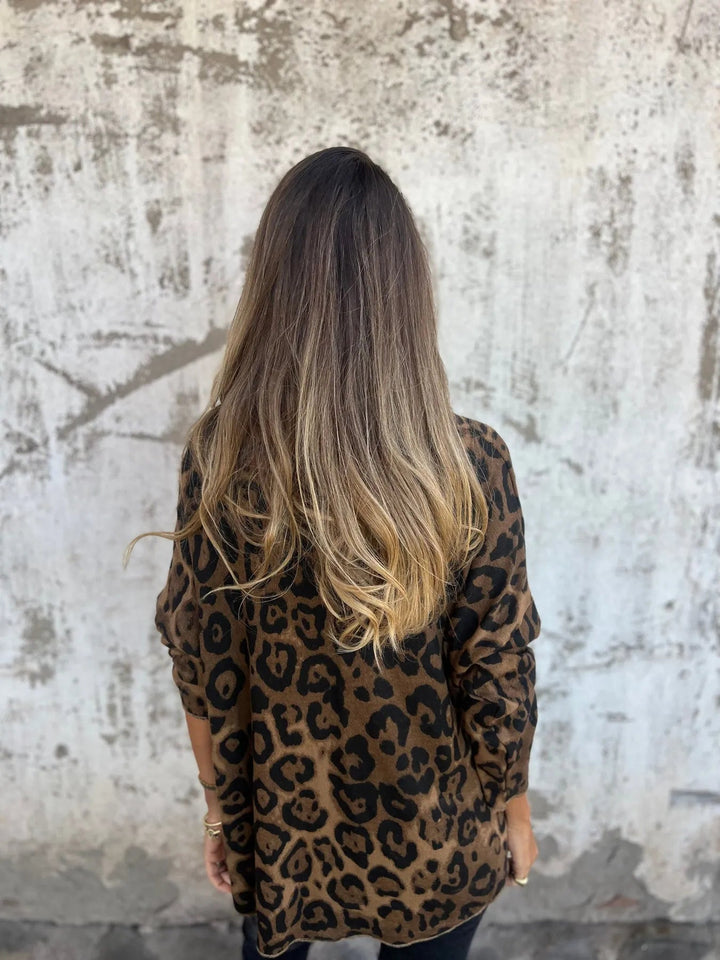 Riley™ | Round Neck Leopard Print Blouse